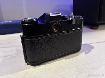 Fotoaparát Zenit a objektív Carl Zeiss Pancolar - 4
