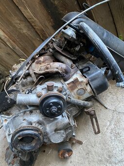 Motor škoda 105l - 4