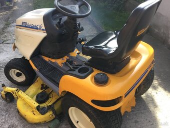 MTD CUB CADET HDS 3235 - 4