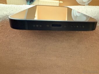iPhone 14 - 4