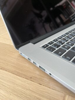 MacBook Pro (Retina, 15.4-inch, Mid 2015) - 4