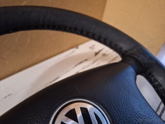 VW Golf 4 volant 5 ramenný - 4