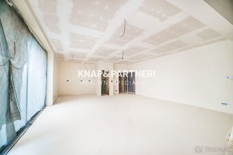 NOVOSTAVBA, AMFIK HOUSE, MEZONETOVÝ 4 IZBOVÝ BYT „C“ S TERAS - 4