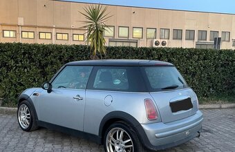 MINI COOPER 1.6 - 4