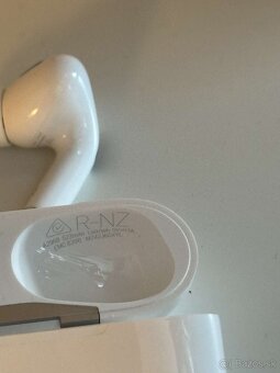 AirPods Pro 2 - 4