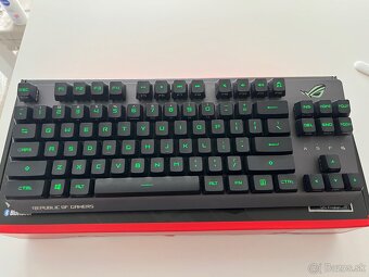 Herná bezdrôtová mechanická klávesnica Asus - 4