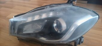 Predné svetlá Suzuki SX4 scross - 4