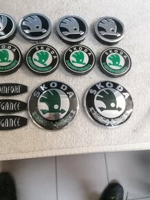 Znak Skoda Octavia1, Fabia1, 80aj90 mm - 4