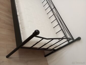 posteľ 90x200 - 4