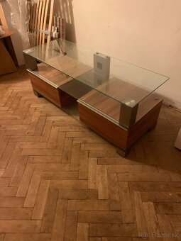 Stolík pod TV - 4