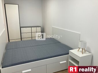 Nový 1 izbový byt 37 m2+ 4 m2 balkón, výťah + parking, Piešť - 4