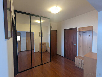 3 i. Ľubovnianska, Petržalka, blízko Draždiaku, OV, 73m2,Lo - 4