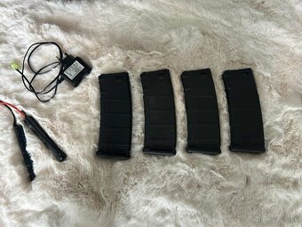 Airsoft delta armory M4/AR RIS Charlie čierna - 4