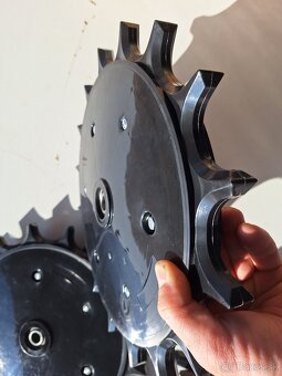 Pritlačné koliečka na sejací stroj na kukuricu - 4