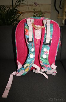 Predám veľmi ľahkú 880g školskú tašku TOPGAL - 4