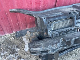 Golf 5 predná stena - 4