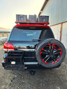 Toyota Land Cruiser 200 4.5 V8 D-4D - 4