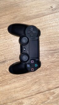 PlayStation 4 (FAT) 500GB + hry - 4