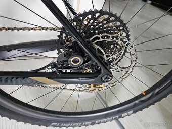 xc carbon bicykel Scott scale RC 900 sl 8.3kg s pedalmi - 4