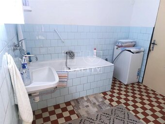 Znova k dispozícii.
Rodinný dom v obci HRUŠOVANY - 4