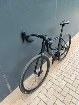 Bicykel ORBEA TERRA H40 28, metallic night black “M” - 4