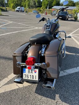 Harley Davidson RoadKing - 4