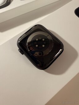 Apple Watch 6 - 4