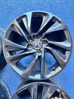 4x108 R17 originál alu Citroën DS4 C4 + senzory tlaku - 4