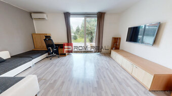 Rodinný dom s dvomi bytovými jednotkami v Ivanke pri Dunaji - 4