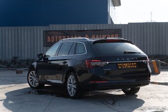 Škoda Superb Combi Panoráma - 4