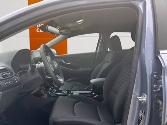 Hyundai i30 Fastback FB PE2 1,5T 7DCT FAMILY SMART - 4