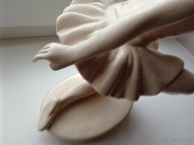 Soška tanečnice - 4