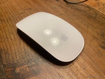 Apple iMac 21.5” (Late 2015) + M. Keyboard (num) + M. Mouse - 4