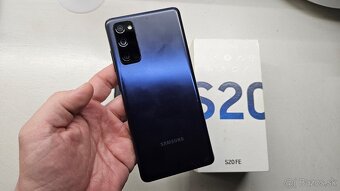 Samsung Galaxy S20 FE 128GB - 4