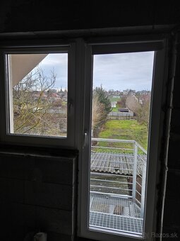 Plastové okno s terasovými dverami - 4