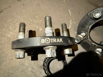 Rozširovacie podložky Botrak 15mm - 4