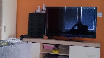 Tv na súčiastky 40 eur - 4