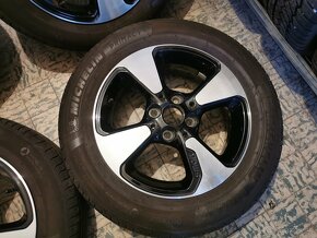 Smart Fortwo (W453) - orig. 15" alu disky s letnými pneu - 4