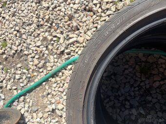 Gumy 235/40 R19 letne - 4