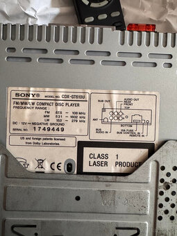 Sony CDX-GT610U - 4