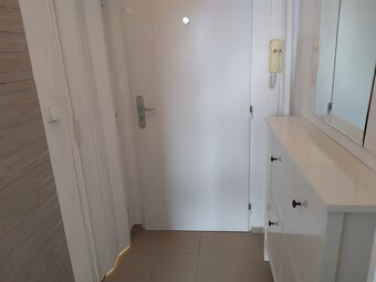 Garzónka na prenájom Chrenová - 4