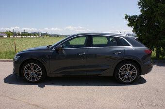 Audi E-tron 50 quattro - 4