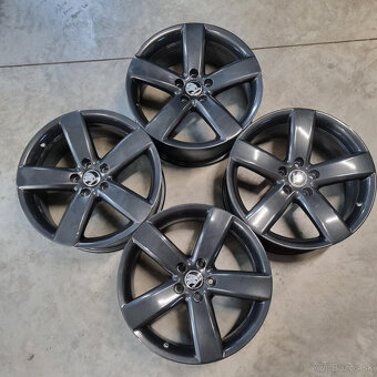 Disky Volkswagen 5x112 R18 8J ET41 - 4
