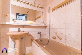 Priestranný 4-izbový byt na Watsonovej ulici - 4