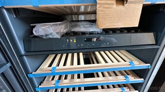 Vinoteka MIELE KWT 6833 SG Nova Cena bola 6300 eur teraz 299 - 4