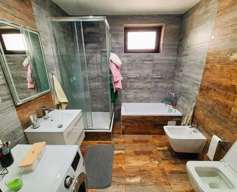 4i RD s veľkým pozemkomv obci Studienka na predaj. - 4