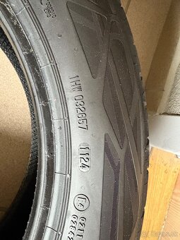 Continental 215/55 R17 - 4