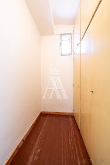 3 IZBOVÝ TEHLOVÝ BYT, UL. TYRŠOVO NÁBREŽIE 2, KOŠICE STARÉ M - 4