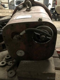 predam skrutkovy kompresor - 4