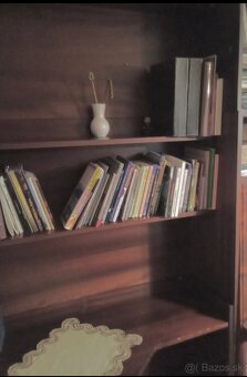 Studentsky rohovy kut s pisacim stolom - 4